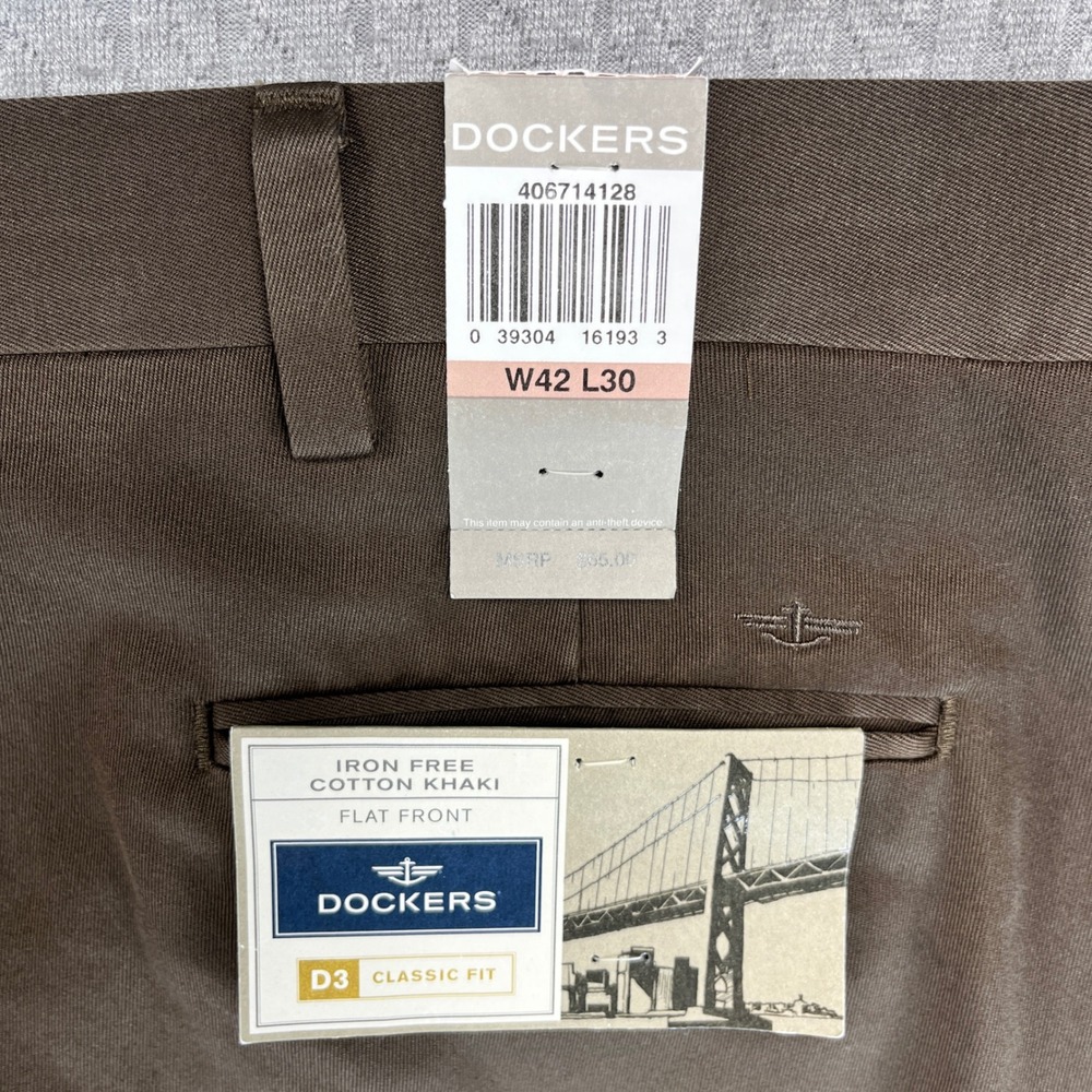 Dockers D3 Classic‎ Fit  Iron Free  Dress Pants Men W42 L30 new with tags